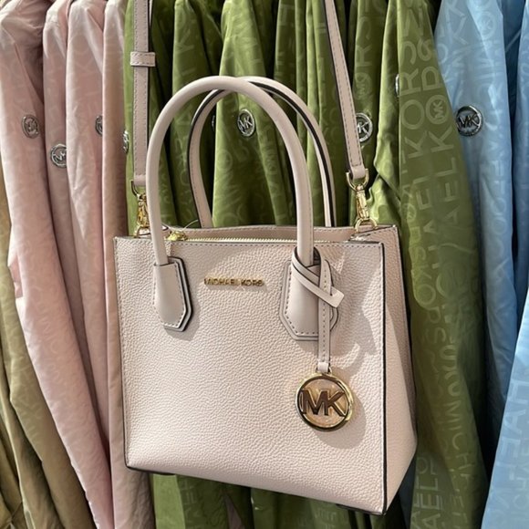 Michael Kors Bags Michael Kors Mercer Medium Leather Messenger